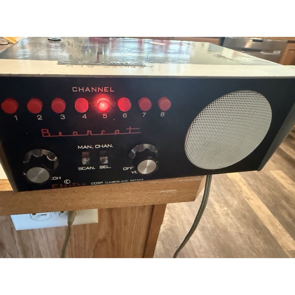 Vintage Electra Bearcat II 8-Channel VHF Desktop Scanner BC-II Black Chrome
